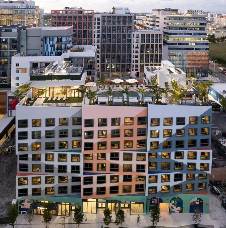 i5 Wynwood lifestyle