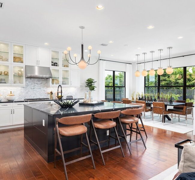 345801c8-5a94-4802-bb41-776f908f9313_medium