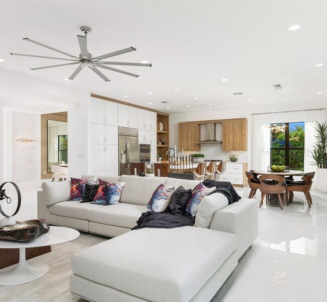 b1a1a9b8-1350-474e-835f-60cfd56ccf76_medium