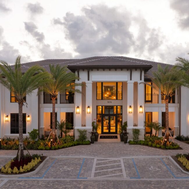 cms_ce7206be-02a2-4817-99ea-f58cf1e75d3a-Savio Delray- Clubhouse Sunset