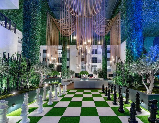 2090cf46-7423-43fe-84e4-8fe717e2b5ab_medium