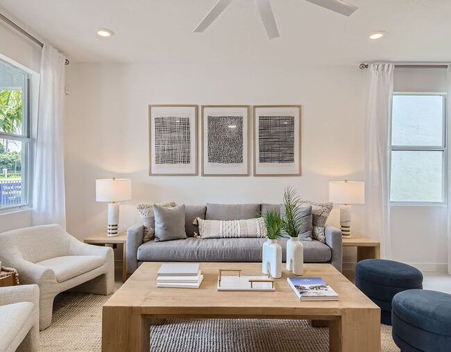 751a2171-a2c6-4df9-abb2-37c828479905_medium