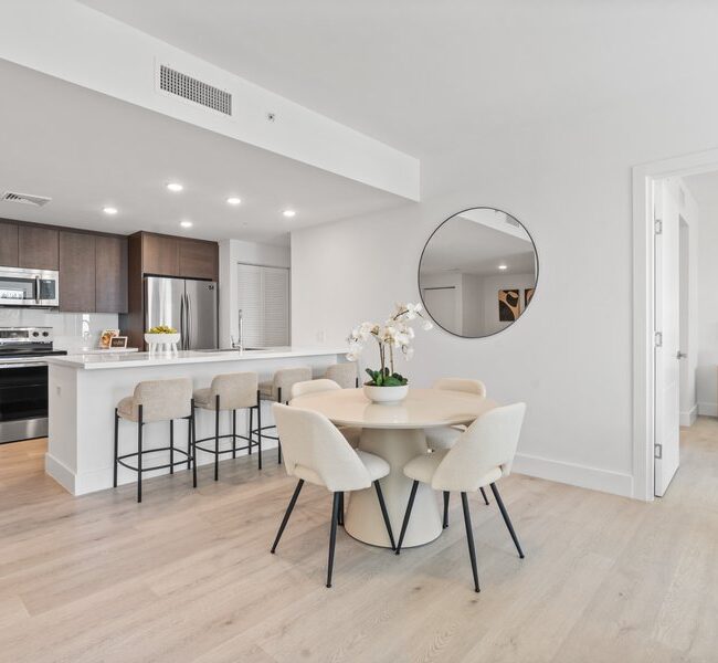 9777145e-e8f4-472e-8a45-1bf71e4aa750_medium